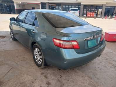 A picture of Distress sales 2007 model Toyota camry muscle with nothing to