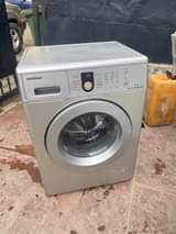 A picture of 6burners gas cocker and grill and oven wash