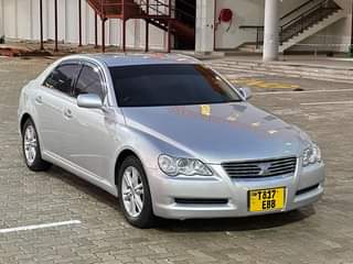 A picture of Toyota Mark X on sale EBB gari kali sanaaaaaa inamuda