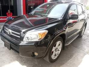 A picture of Car model brand Toyota Rav4 2006 Engine V6 Mileage 199459