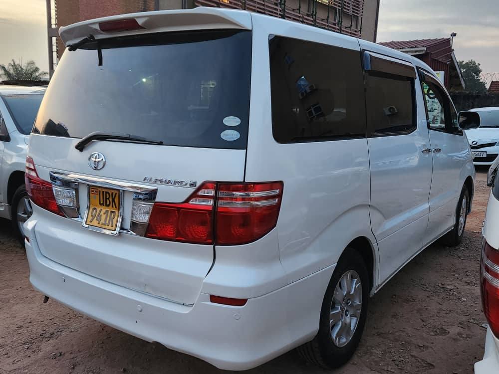 A picture of ALPHARD 7 seater Clean interior Installments payment allowed 0775317314