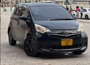 A picture of TOYOTA RACTIS NEW MODEL