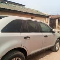 A picture of Ford edge 07