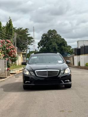 A picture of Direct Belgium E350 2010 model 2024 entry with double pano