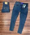 A picture of Jeans kali