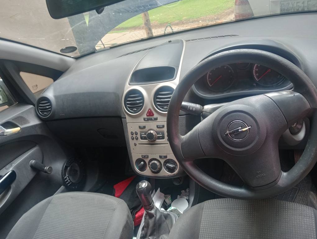 corsa utility under r50000