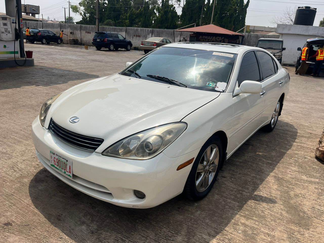 A picture of Registered Lexus Es330. Year 2006.