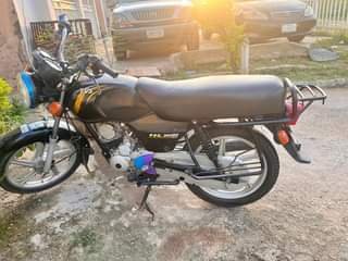 A picture of TVS HLX Electric Start 