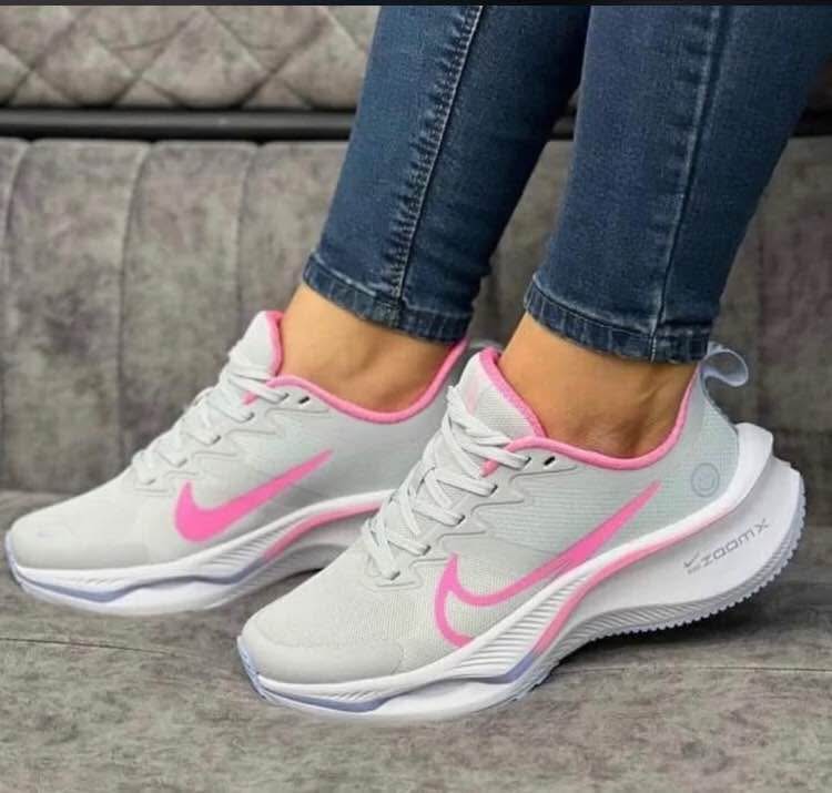 A picture of Shoes