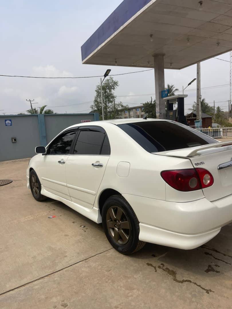 A picture of Toyota Corolla 2005model