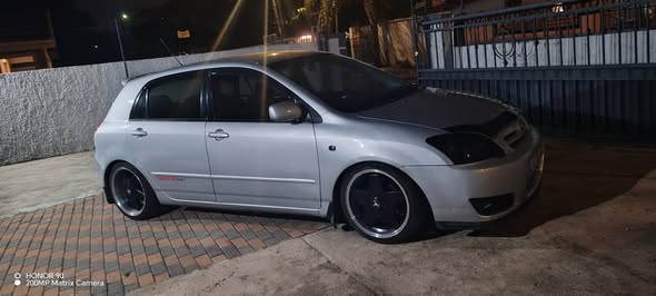 used toyota runx