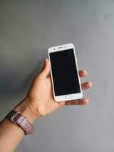 A picture of OPPO F1s 64gb Ram 4gb