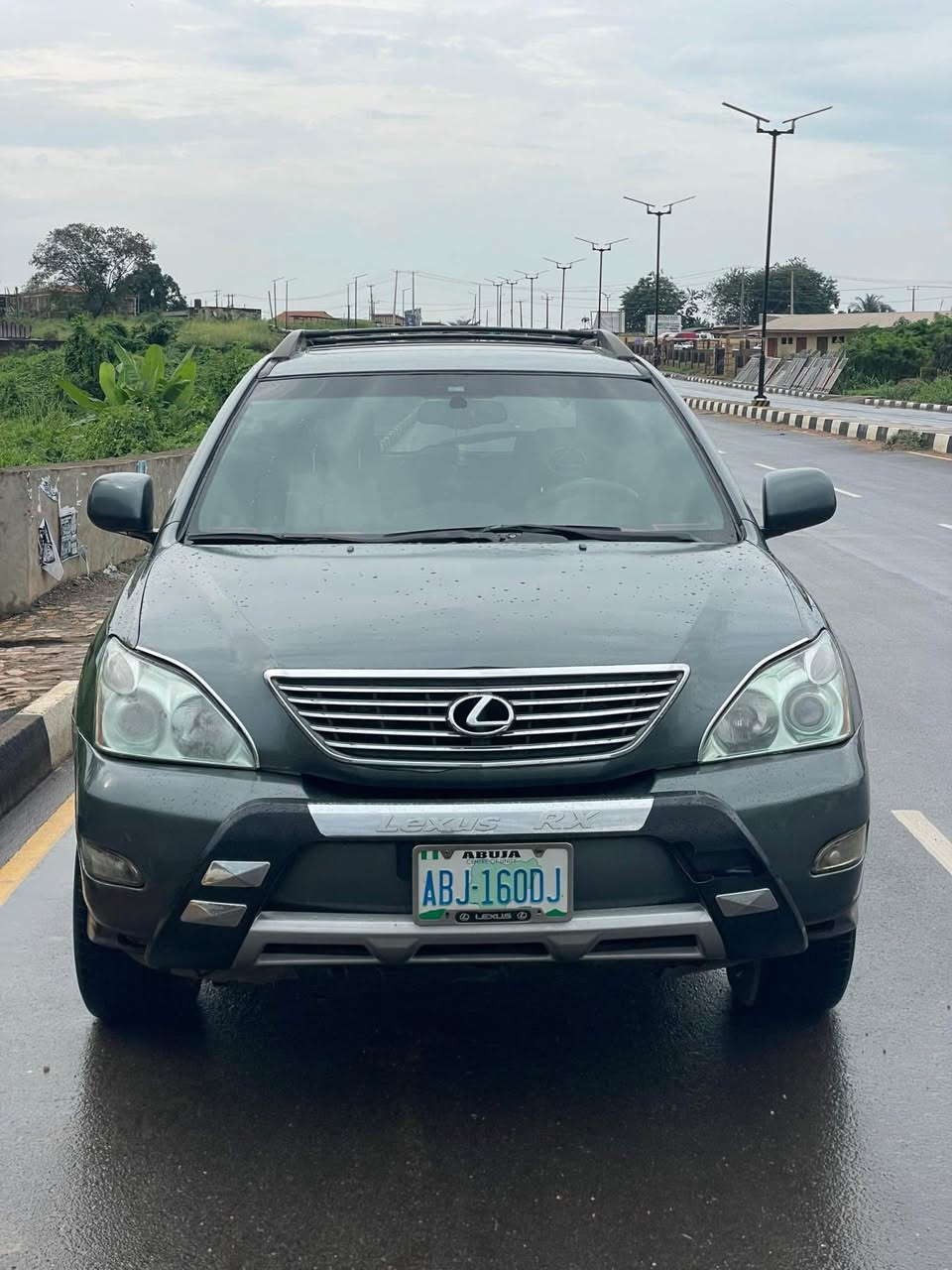 A picture of Lexus Rs 330 2005 model Costume paper 2020 Interior full