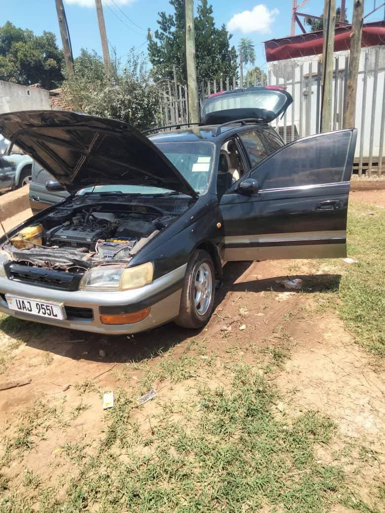 A picture of Caldina 1 8cc buy and drive car