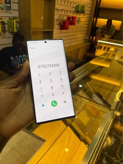 A picture of Sumsung Galaxy Note10plus At 620k