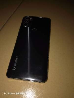 A picture of Gionee M15