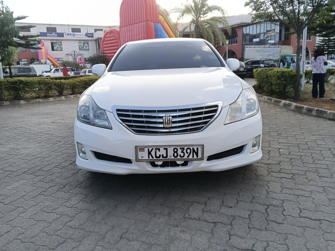 toyota crown