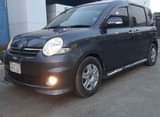 A picture of Toyota Sienta