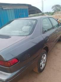 A picture of 2000 Toyota Camry Pencil light