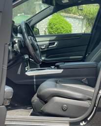 A picture of MERCEDES BENZ E350