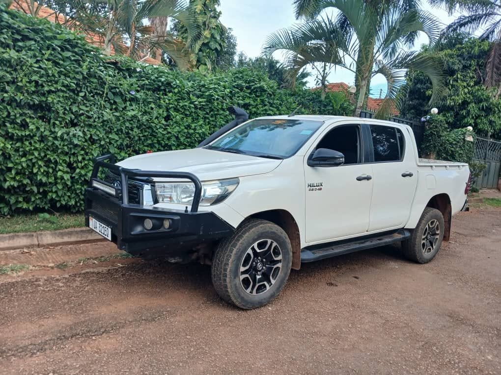 used toyota hilux