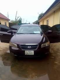 A picture of DISTRESS SALE 2007 HYUNDAI SONATA