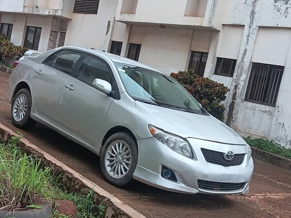 A picture of 2010 Toyota Corolla Sport 08033467634