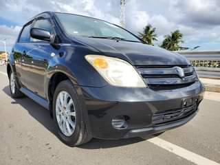 A picture of TOYOTA IST 0652564588