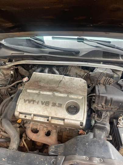 A picture of Lexus es330 Everything is working Owerrri IMO state Nonny autos