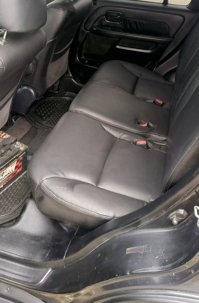 A picture of Honda CRV 04