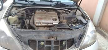 A picture of 2004 LEXUS 2004 PURE FIRST BODY