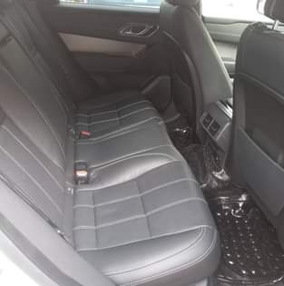 A picture of RANGEROVER VELAR