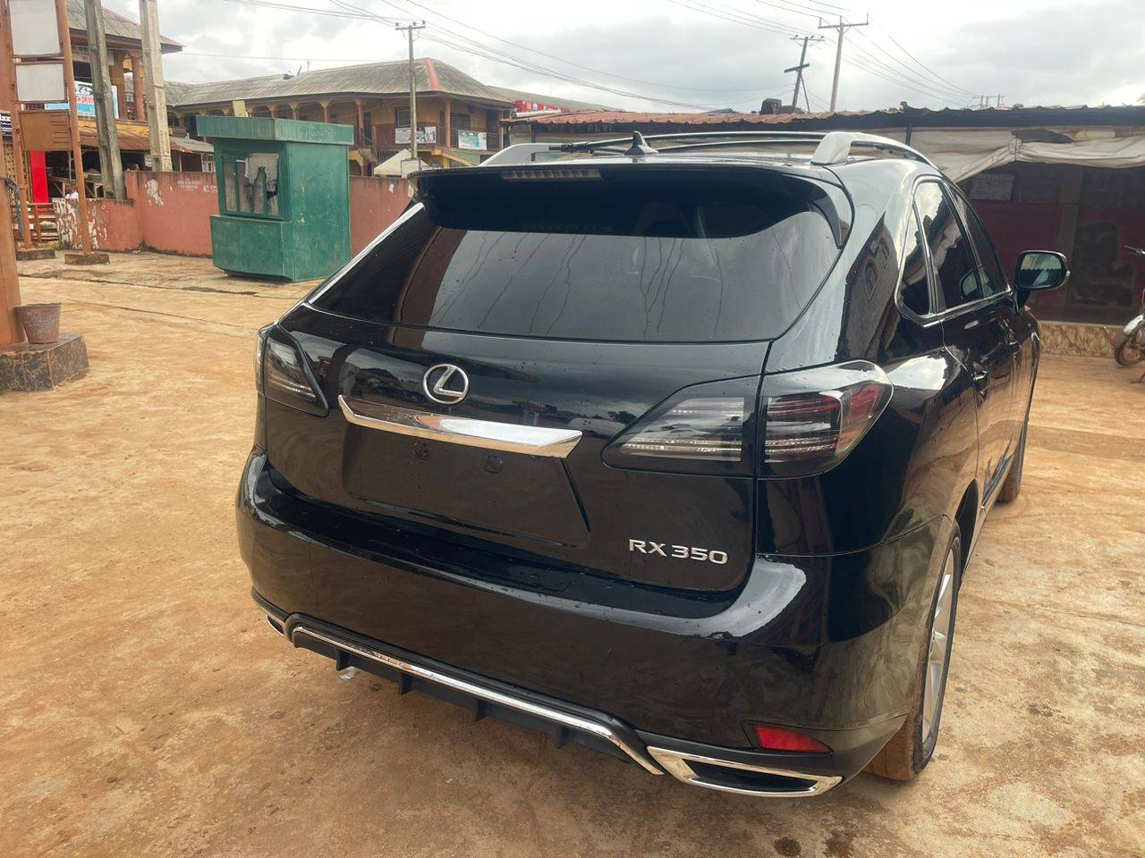 A picture of 2011 Rx350