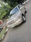 A picture of Super distress 2005 three seater Toyota Highlander with sound engine