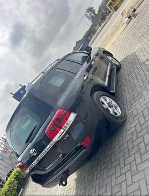 A picture of Very sharp toyota Land cruiser... 2011 model Uplifted.... Accident free....