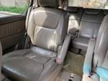 A picture of 2005 sienna fullest option