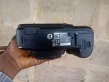 A picture of Canon 5d markii new Bei 920k no 0693896557 Mbez luis