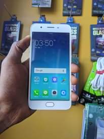 A picture of Oppo F1s