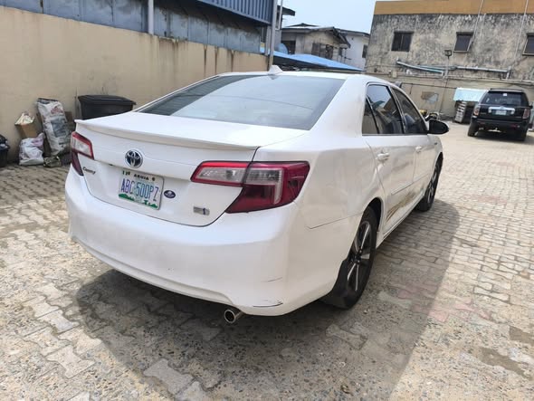 A picture of Toyota camry 2013 buy and settle just 6 7 den