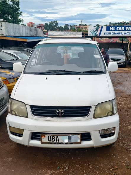 A picture of Noah 13 5m slightly negotiable 0705259352