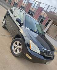 A picture of Lexus RX350 on 330 body First body Sound engine Gearbox