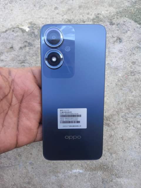 A picture of OPPO A2M 5G