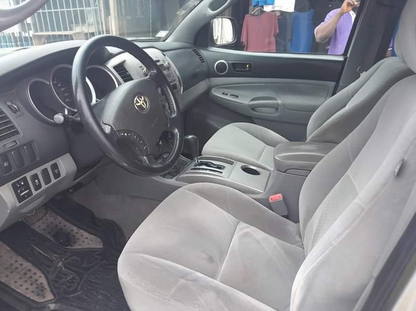 A picture of Few months registered Toyota Tacoma well maintained pure first body