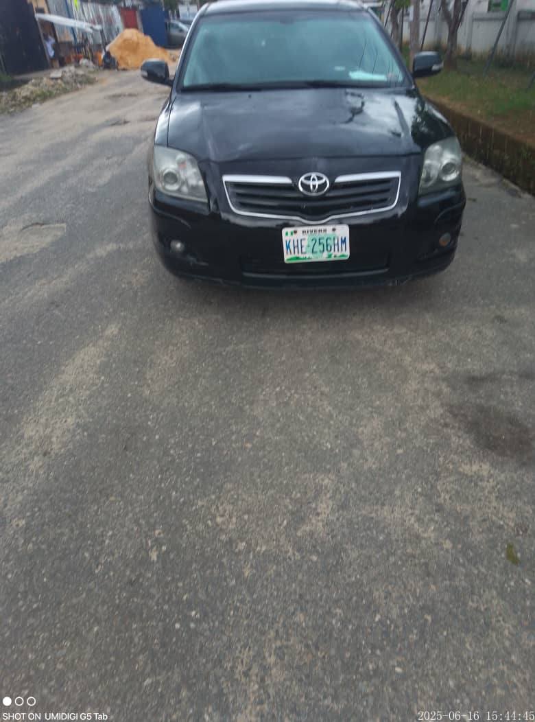 A picture of 2005 Model Toyota Avensis
