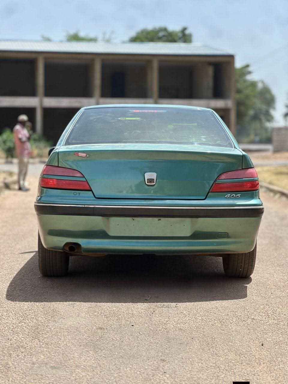 A picture of Peugeot 406