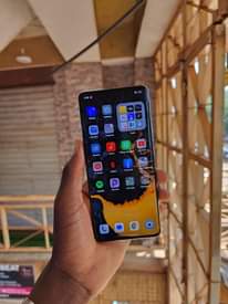 A picture of Oppo reno10 5G 256GB 12GB ram