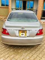 A picture of Toyota markx 15m