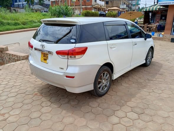 A picture of TOYOTA WISH