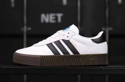 A picture of Men s shoes