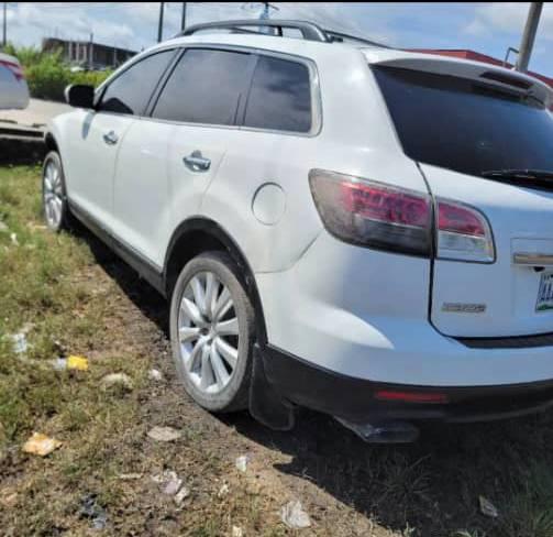 A picture of Mazda cx9 2009